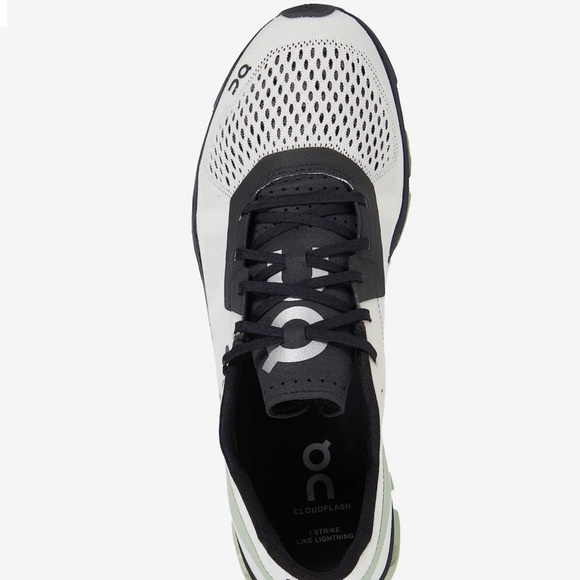 ON Cloud cloud flash sneakers size 8 - Picture 8 of 13